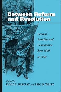 Produktbild: Between Reform and Revolution