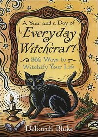 Produktbild: Year and a Day of Everyday Witchcraft