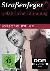 Bild vom Artikel Straßenfeger 20: Gefährliche Fahndung (DDR TV-Archiv)  [4 DVDs] vom Autor Jaecki Schwarz