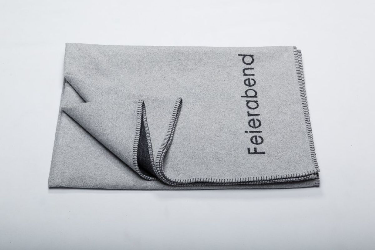 'Fussenegger Decke "Feierabend" filz online bestellen